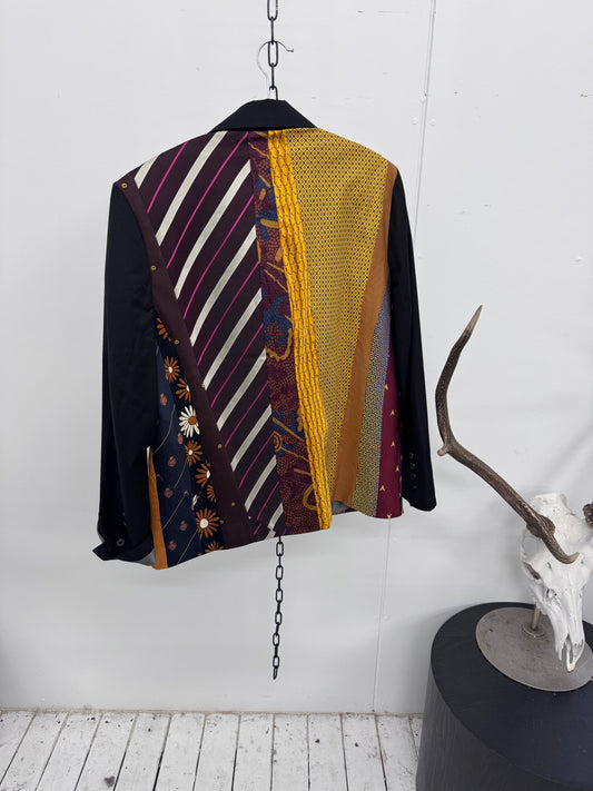 Circular by M.A.Dainty Vintage tie blazer