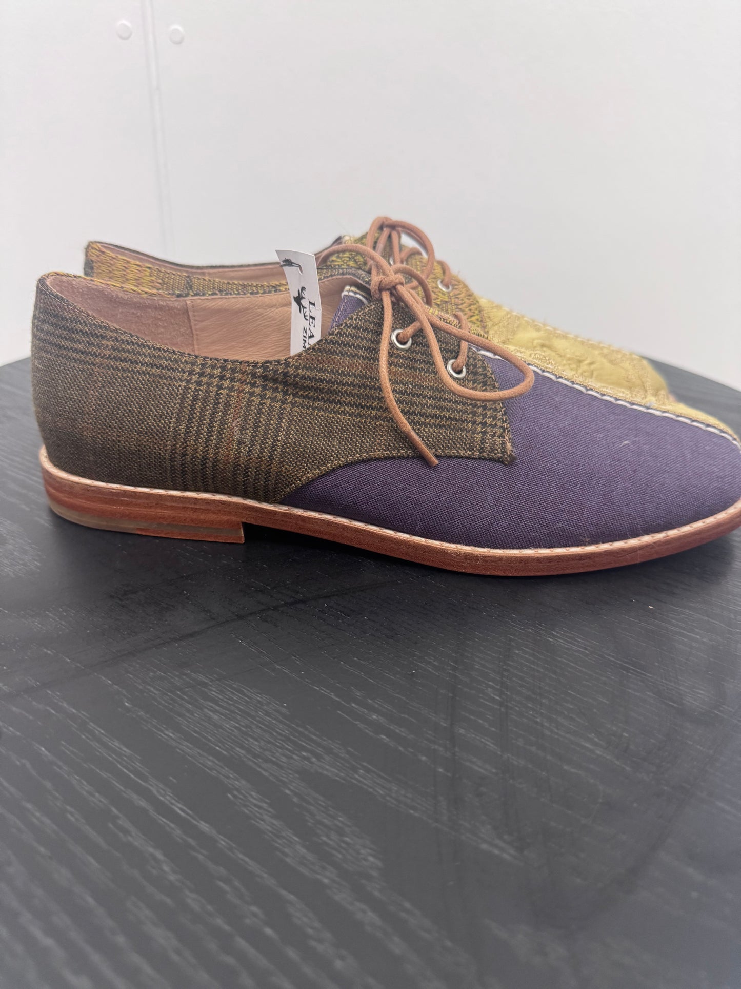 Circular by M.A.Dainty Oxford shoe