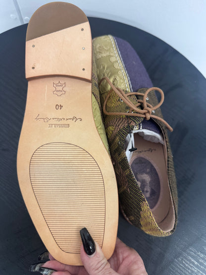Circular by M.A.Dainty Oxford shoe