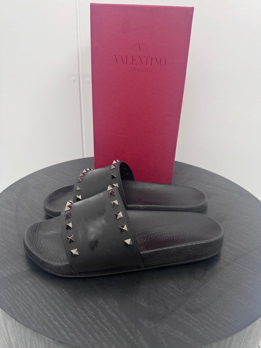 Valentino Rockstud Slides
