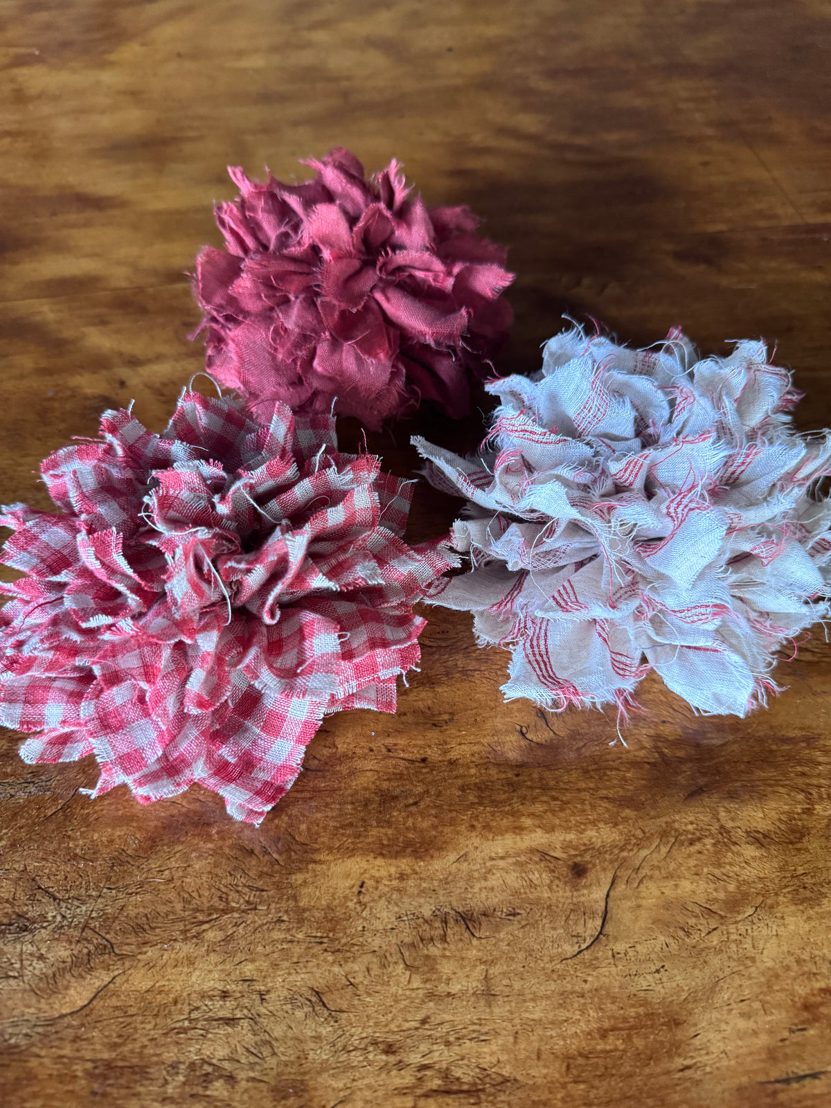 Eva's Sunday Flower Brooch
